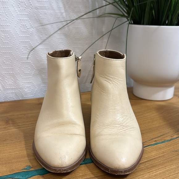 Thursday Boot Company Downtown Leather Beige Ankle Boots - Picture 7 of 14